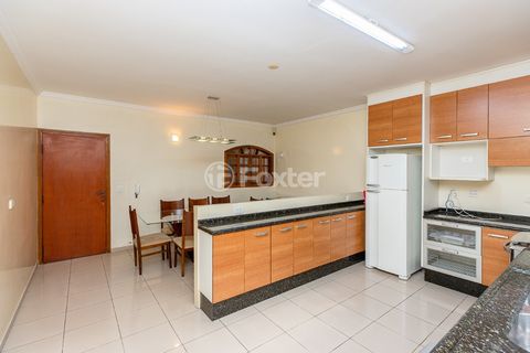 Image 10 - 918619