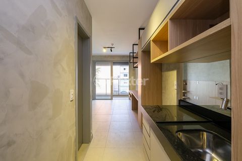 Image 1 - 918623
