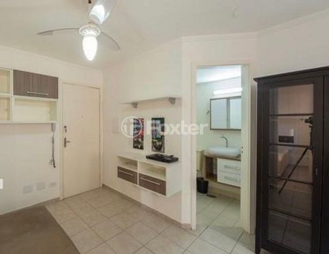 Image 11 - 918636