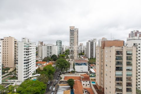 Image 10 - 918637