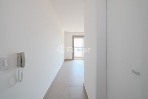 Image 12 - 918638