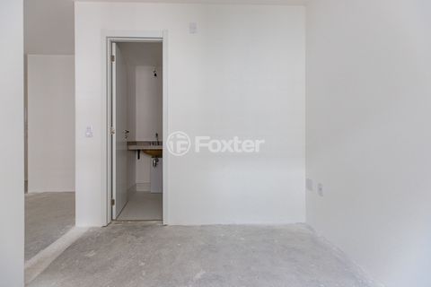 Image 11 - 918641