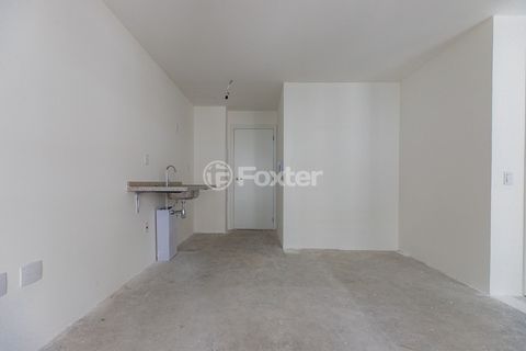Image 7 - 918641