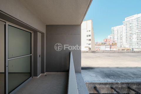 Image 10 - 918650