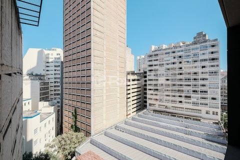 Image 6 - 918652