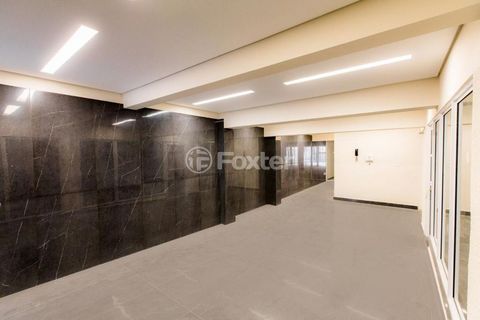 Image 16 - 918658