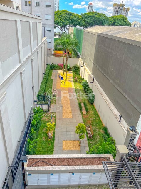 Image 9 - 918663
