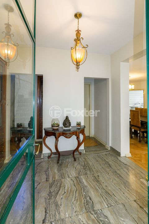 Image 7 - 918669
