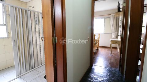 Image 8 - 918678