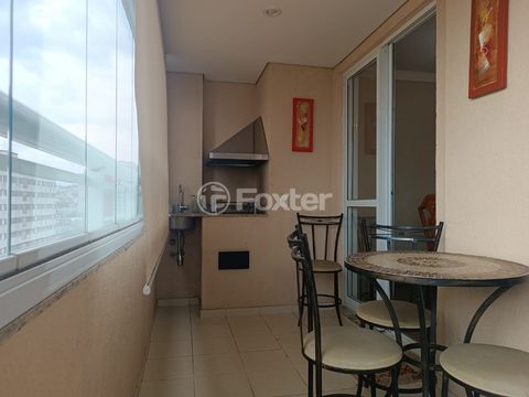 Image 8 - 918682