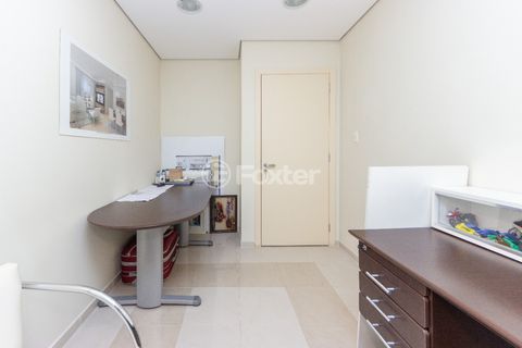 Image 7 - 918685