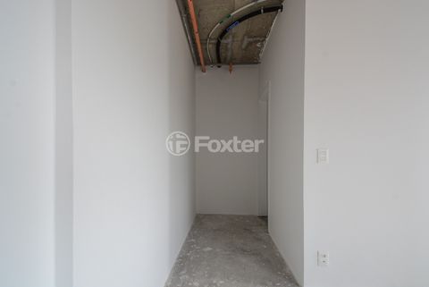 Image 19 - 918686
