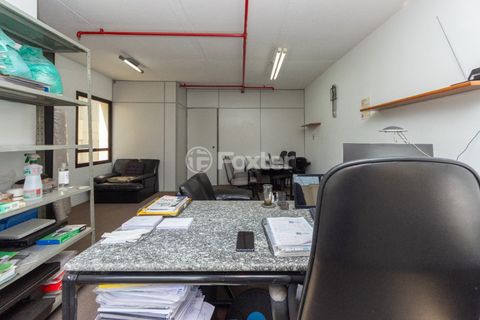 Image 4 - 918687