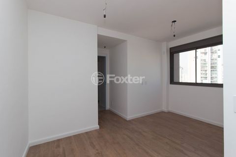 Image 7 - 918697