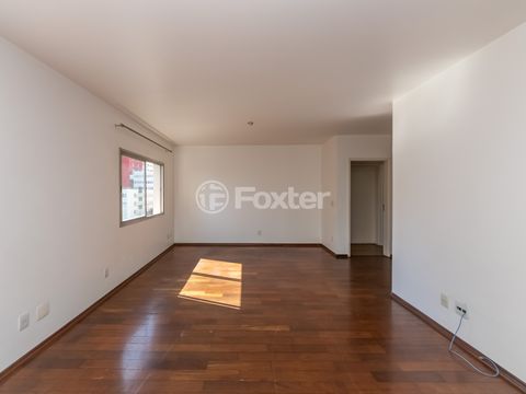 Image 3 - 918706