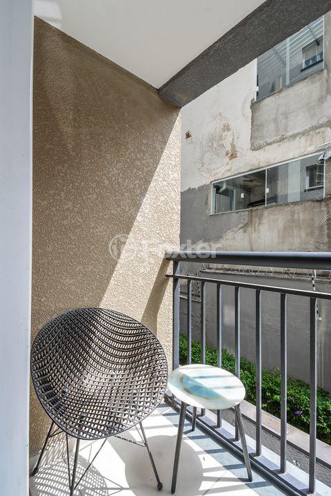 Image 16 - 918718