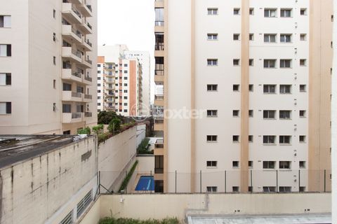 Image 18 - 918727