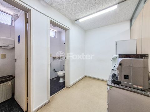 Image 19 - 918734
