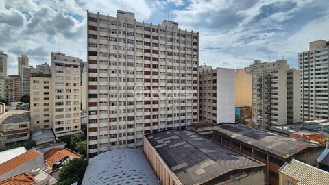 Image 17 - 918737