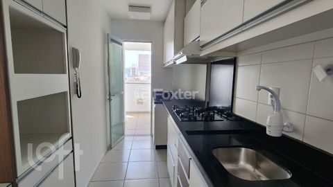Image 3 - 918739