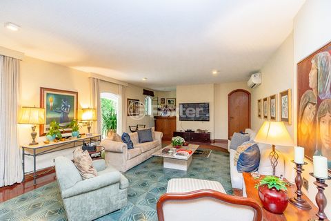 Image 7 - 918742