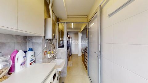 Image 7 - 918753