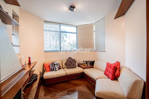 Image 3 - 918758