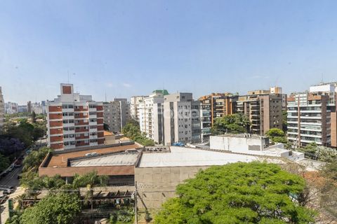 Image 11 - 918771