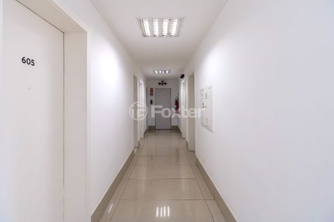 Image 5 - 918771