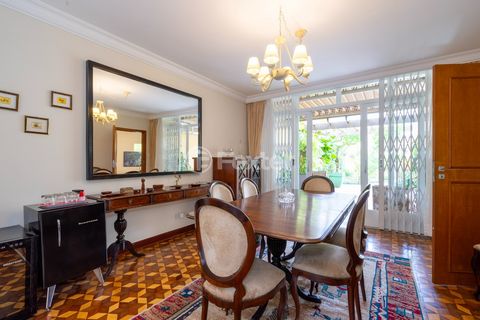 Image 7 - 918784