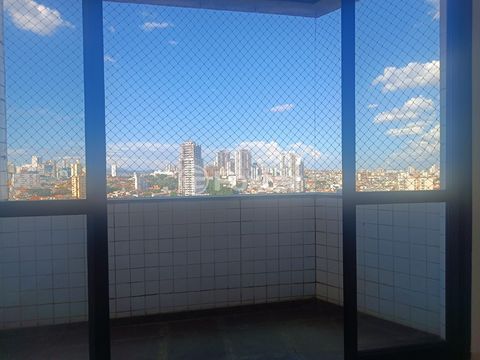 Image 7 - 918804