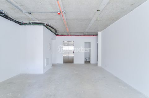 Image 5 - 918807