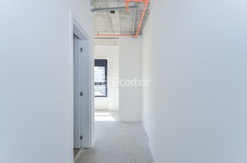 Image 17 - 918807