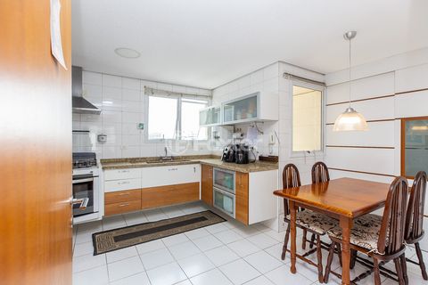 Image 11 - 918811