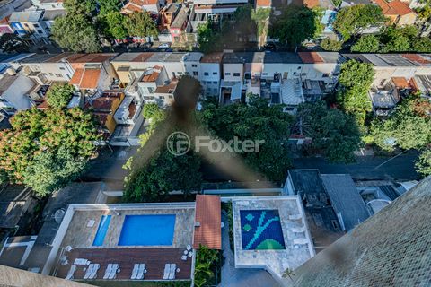 Image 4 - 918812