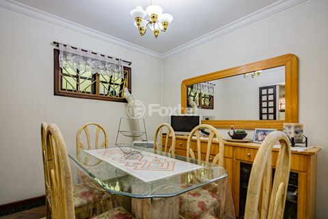 Image 19 - 918815