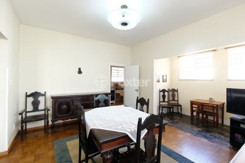 Image 15 - 918832