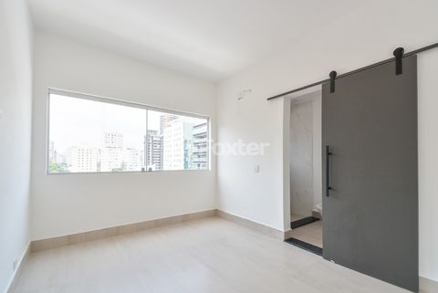 Image 7 - 918833
