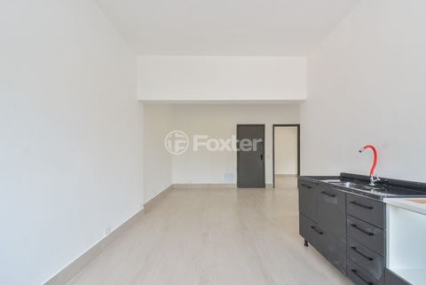 Image 11 - 918833