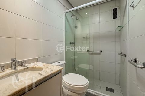 Image 17 - 918836
