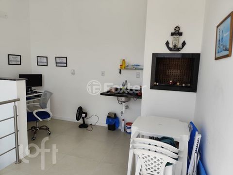 Image 3 - 918837
