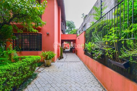 Image 2 - 918850