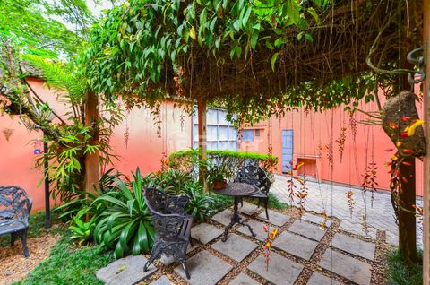 Image 9 - 918850