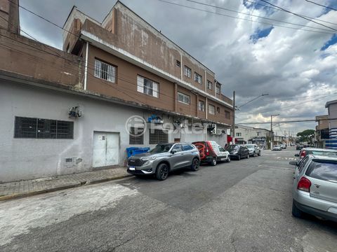 Image 7 - 918852