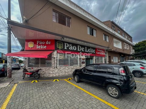 Image 12 - 918852