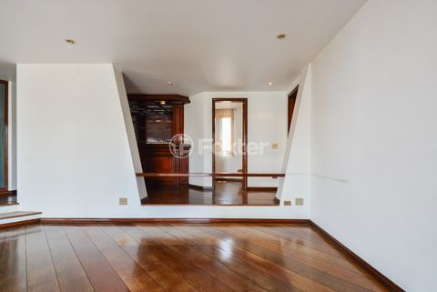 Image 3 - 918853