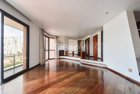 Image 4 - 918853