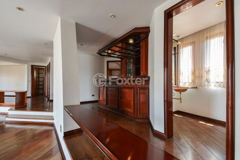 Image 5 - 918853