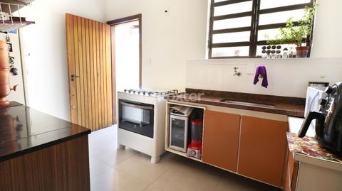 Image 19 - 918855