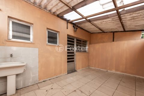 Image 17 - 918856